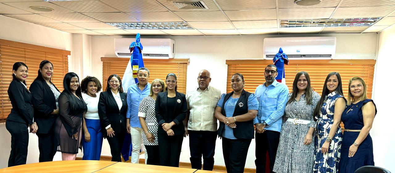 Fundacion Estamos Unidas premia labor emprendurismo Promipyme